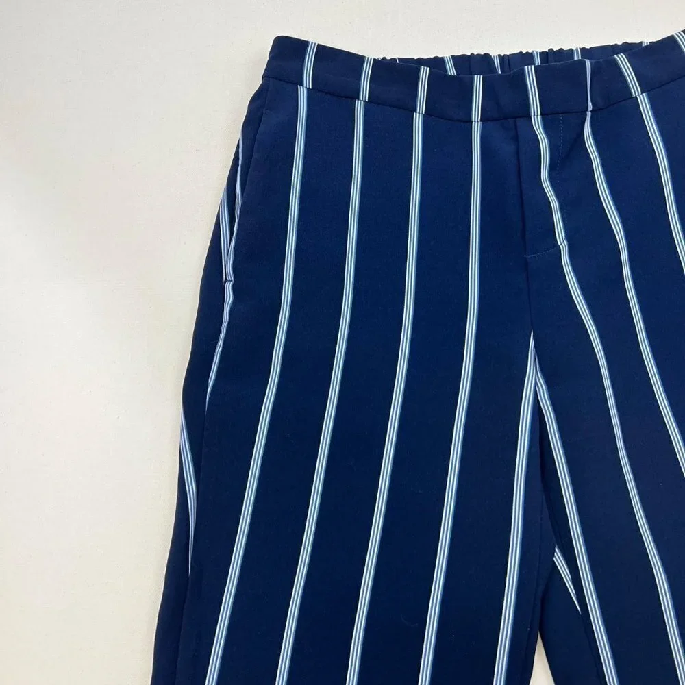 Old Navy Cropped Pull On Women’s Blue/White Striped Dress Pants Size 6 - Picture 3 of 8